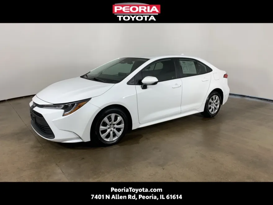 2023 Toyota Corolla LE photo 1