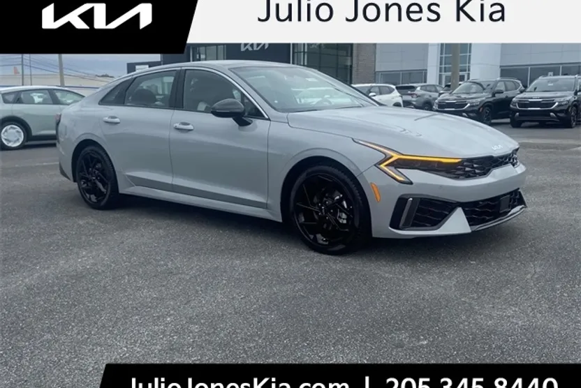 2026 Kia K5 GT-Line photo 1