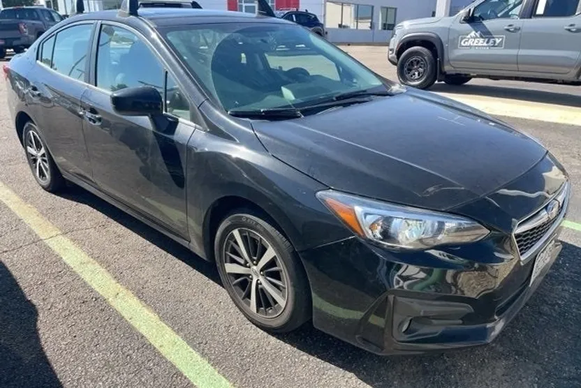 2019 Subaru Impreza 2.0i Premium photo 1