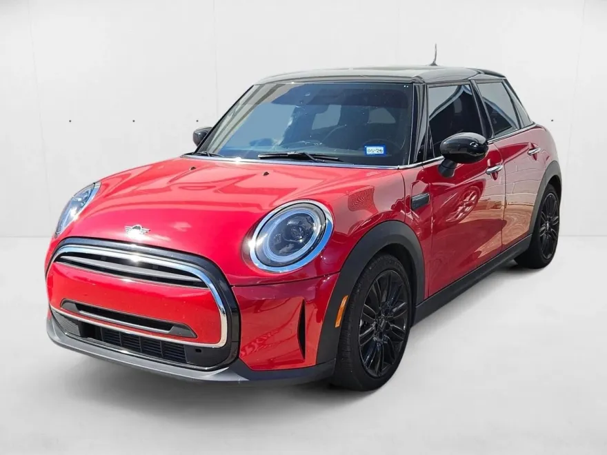 2022 Mini Cooper 4 Door Hardtop photo 1