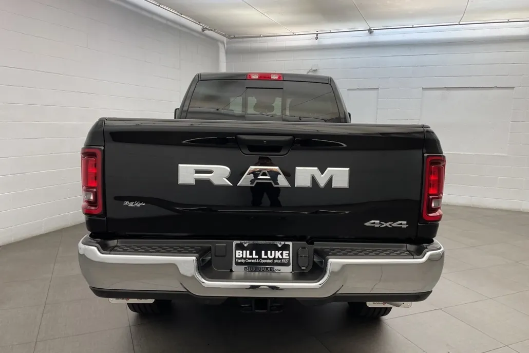 2025 Ram 2500 Tradesman photo 1