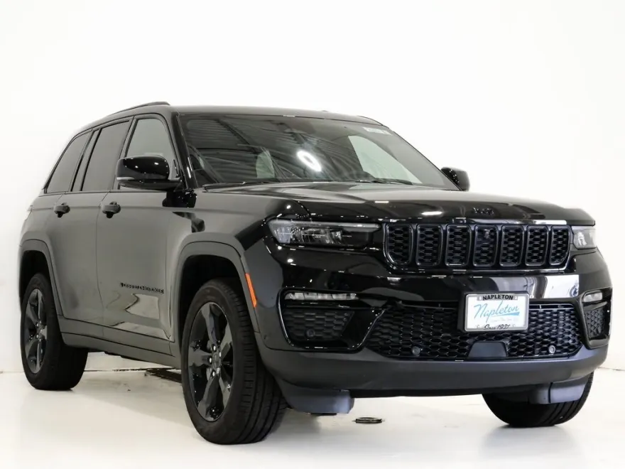 2025 Jeep Grand Cherokee Limited photo 1