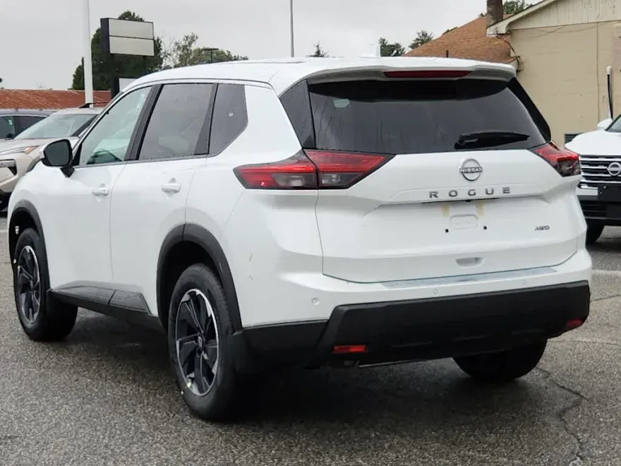 2026 Nissan Rogue SV photo 1