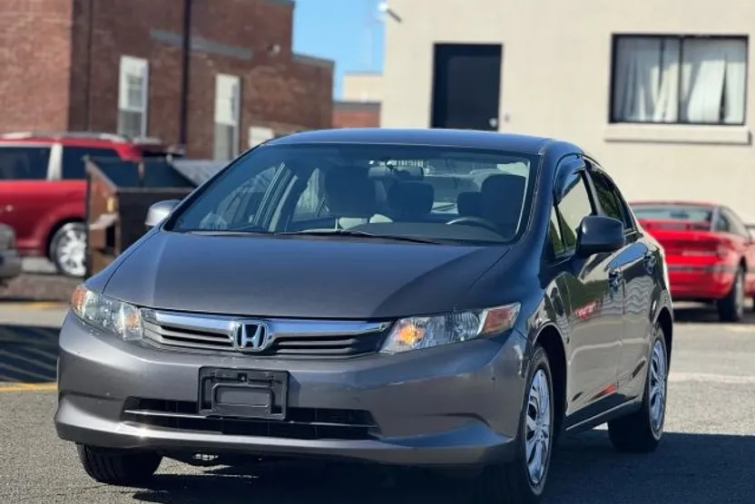 2012 Honda Civic LX photo 1