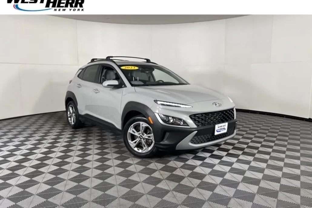 2023 Hyundai Kona SEL photo 1