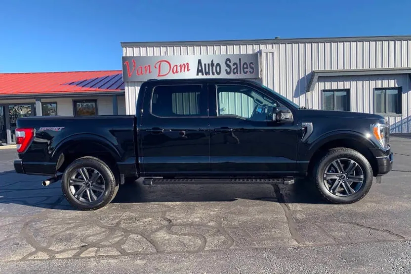 2023 Ford F-150 Lariat photo 1
