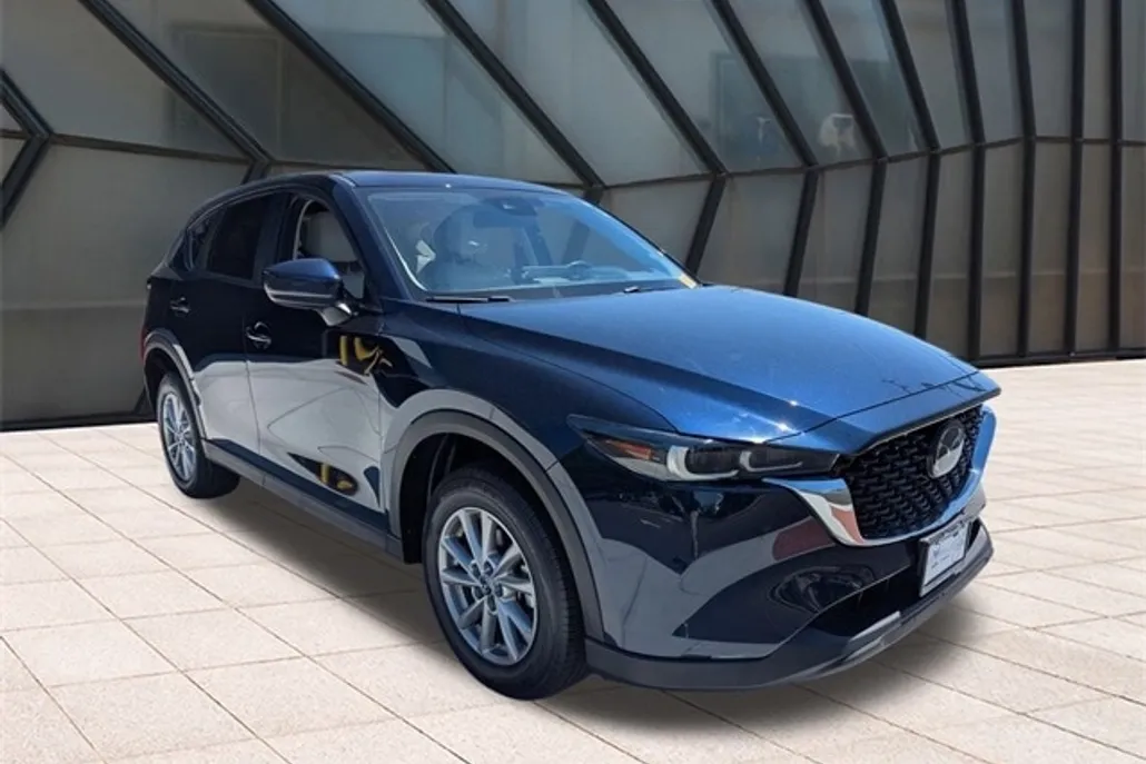 2023 Mazda CX-5 2.5 S Preferred photo 1