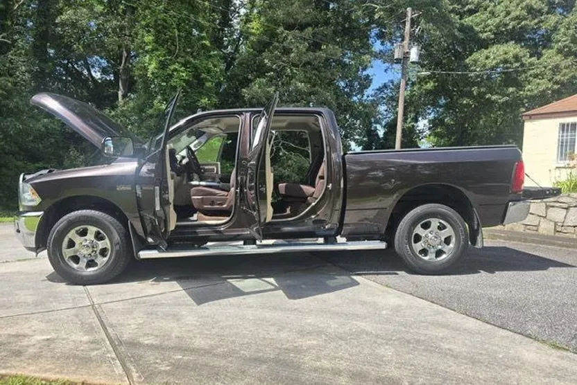 2017 Ram 2500 SLT photo 1