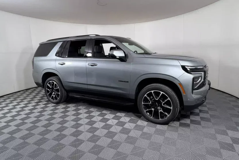 2026 Chevrolet Tahoe RST photo 1