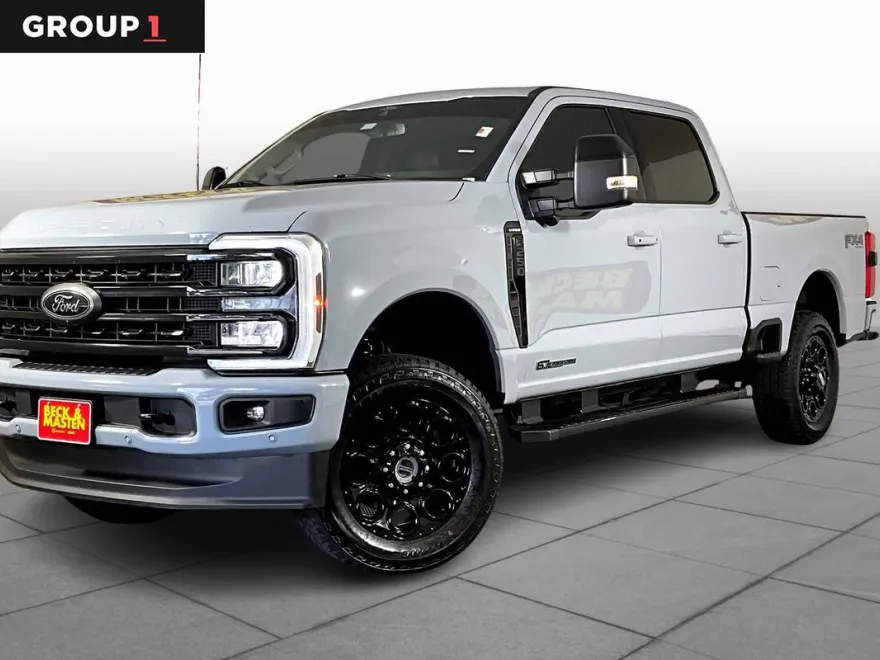 2024 Ford F-250 Lariat photo 1