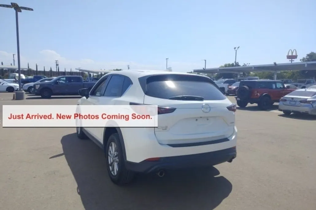 2023 Mazda CX-5 2.5 S Preferred photo 1