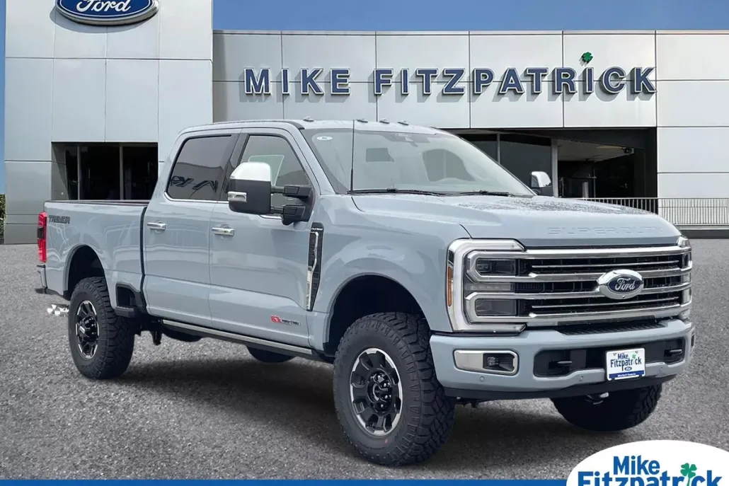 2026 Ford F-250 Platinum photo 1