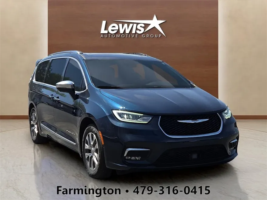 2022 Chrysler Pacifica Hybrid Pinnacle photo 1