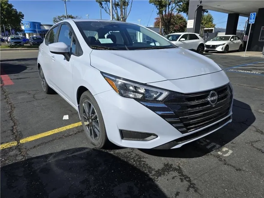 2025 Nissan Versa SV Sedan photo 1