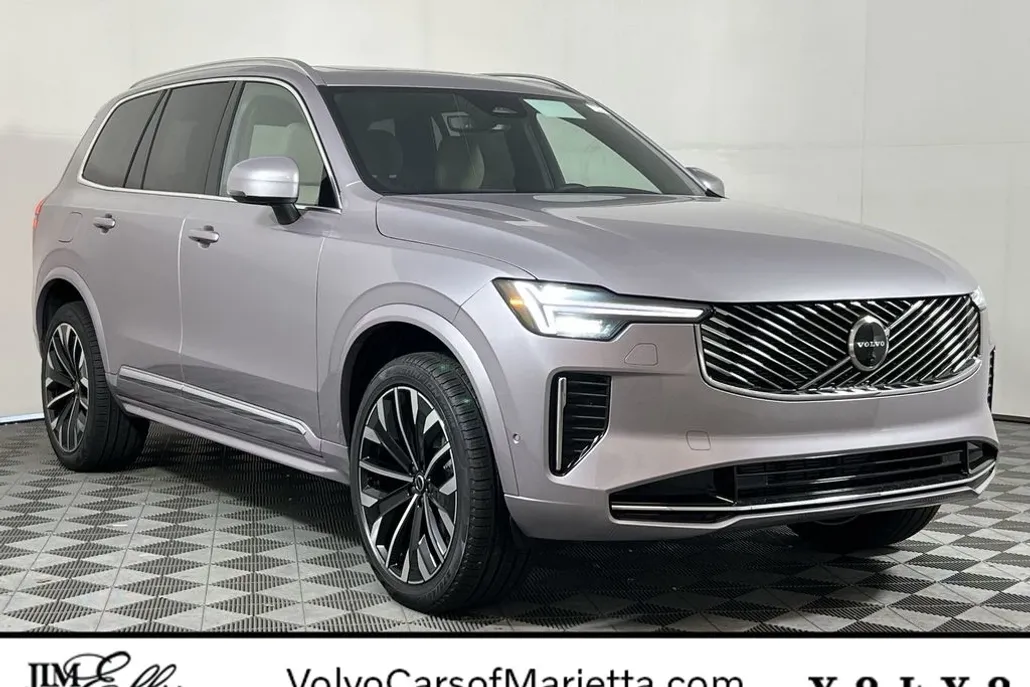 2026 Volvo XC90 Plus photo 1