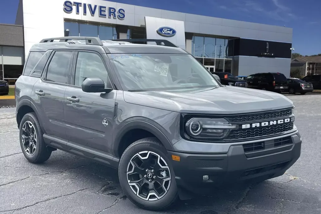 2025 Ford Bronco Sport Outer Banks photo 1