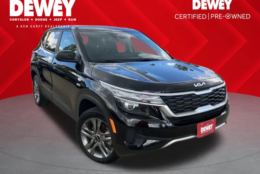 2023 Kia Seltos LX photo 1