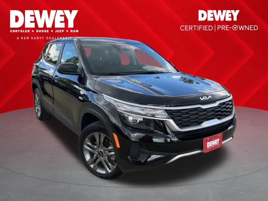 2023 Kia Seltos LX photo 1