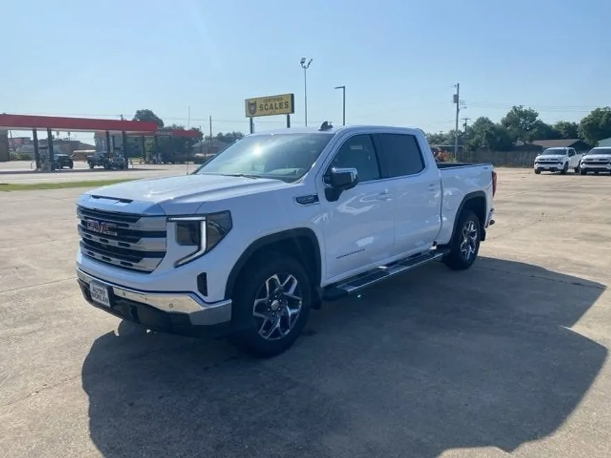 2025 Gmc Sierra 1500 SLE photo 1