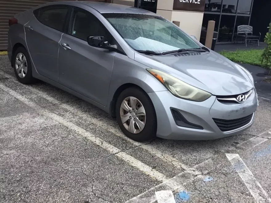 2016 Hyundai Elantra SE photo 1