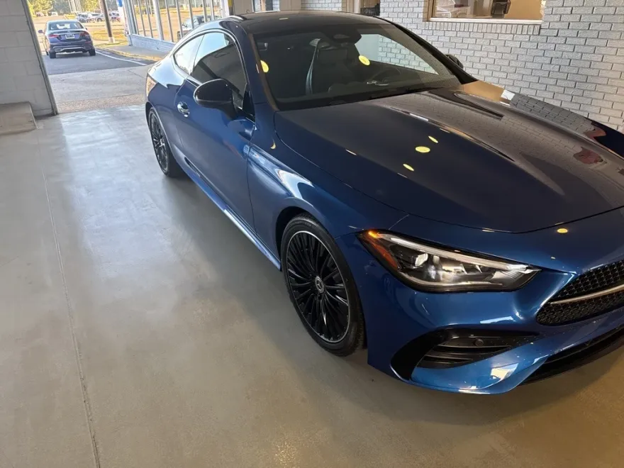 2024 Mercedes Benz CLE 300 photo 1