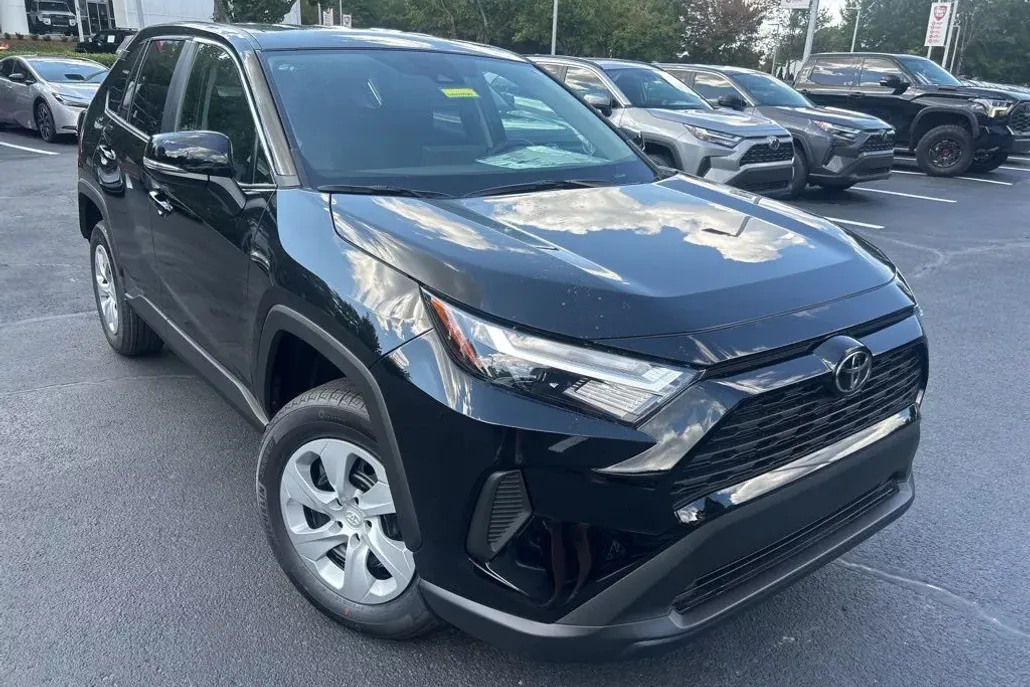 2025 Toyota RAV4 LE photo 1