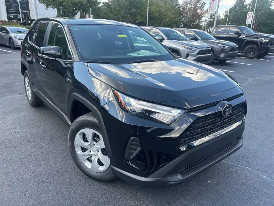 2025 Toyota RAV4 LE photo 1