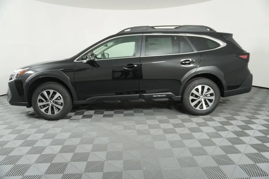 2025 Subaru Outback Premium photo 1