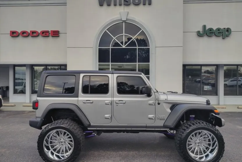 2019 Jeep Wrangler Sport S photo 1