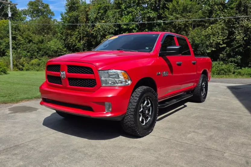 2015 Ram 1500 Express photo 1