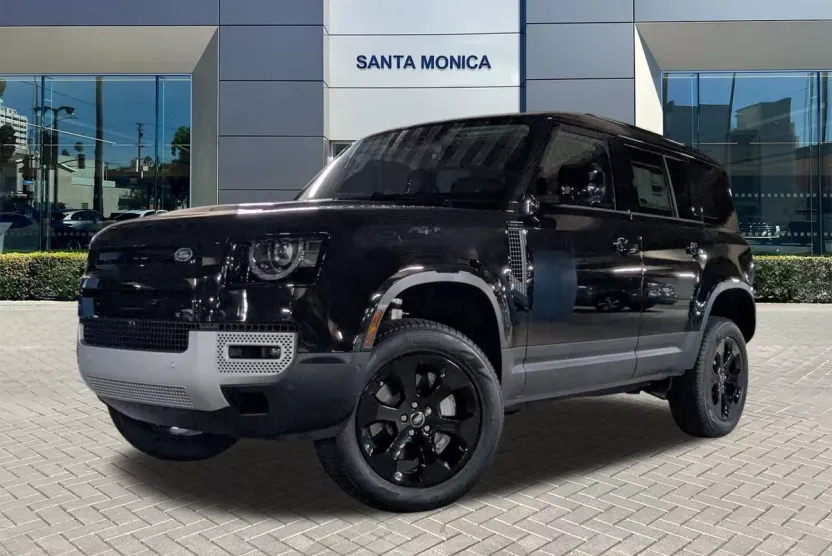 2025 Land Rover Defender 110 S photo 1