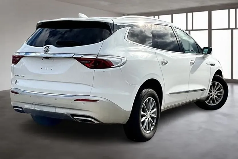 2022 Buick Enclave Premium photo 1