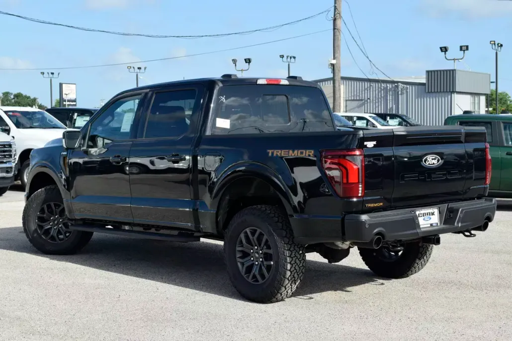 2025 Ford F-150 Tremor photo 1