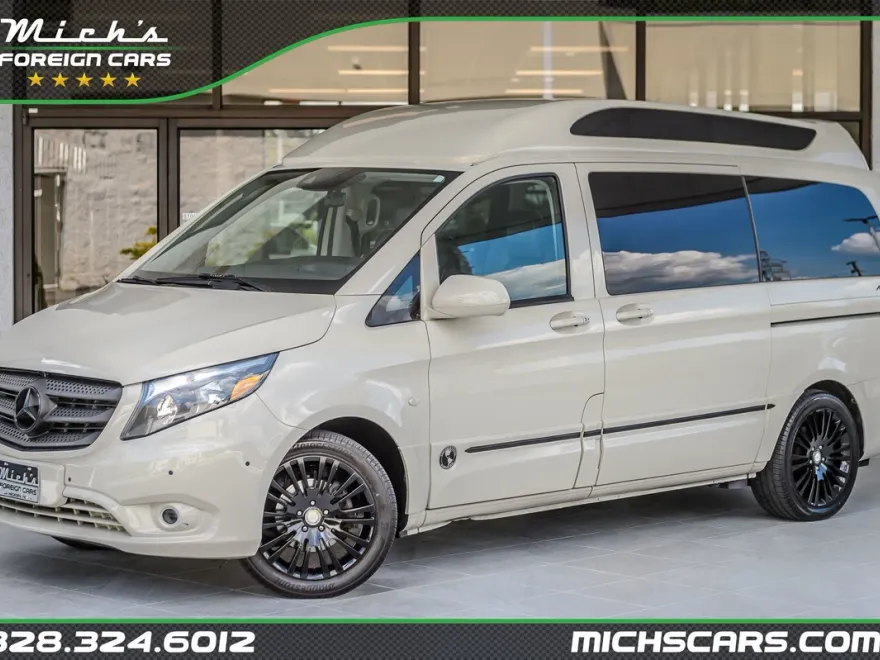 2016 Mercedes Benz Metris Passenger Van photo 1