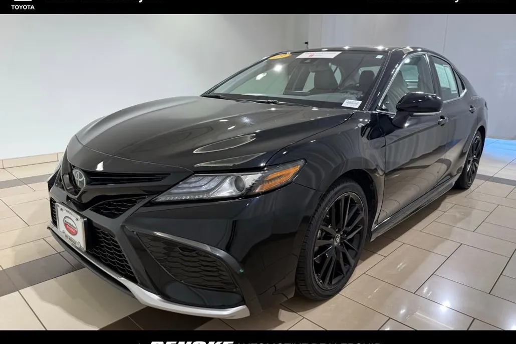 2023 Toyota Camry XSE photo 1