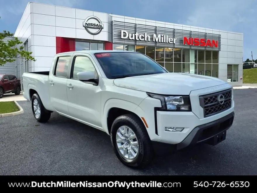 2024 Nissan Frontier Crew Cab SV photo 1