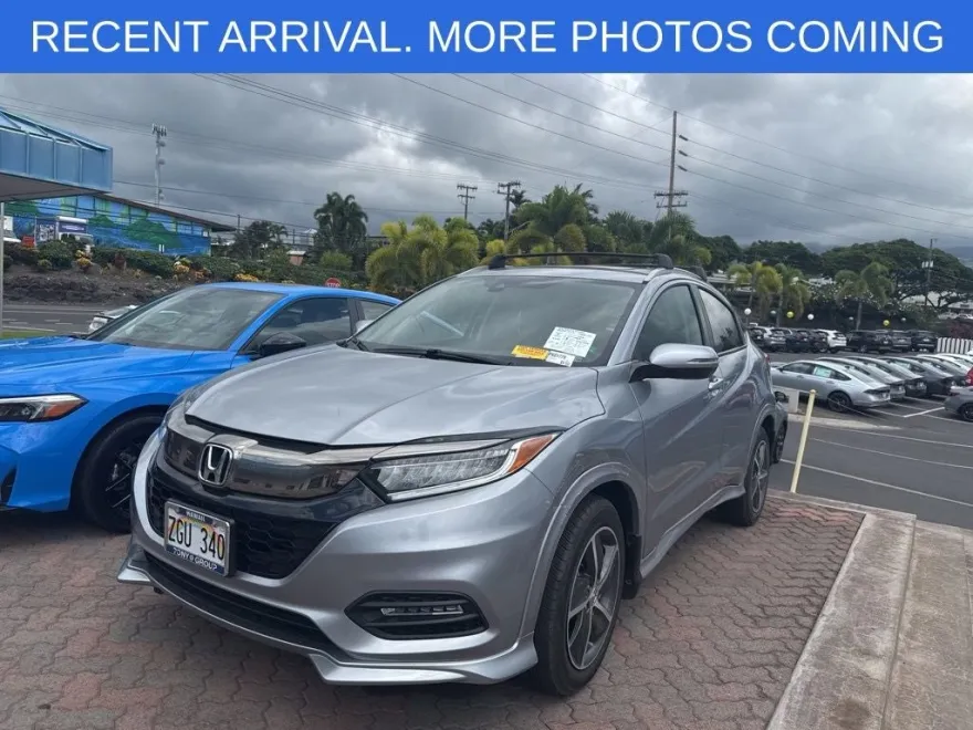 2019 Honda HR-V Touring photo 1