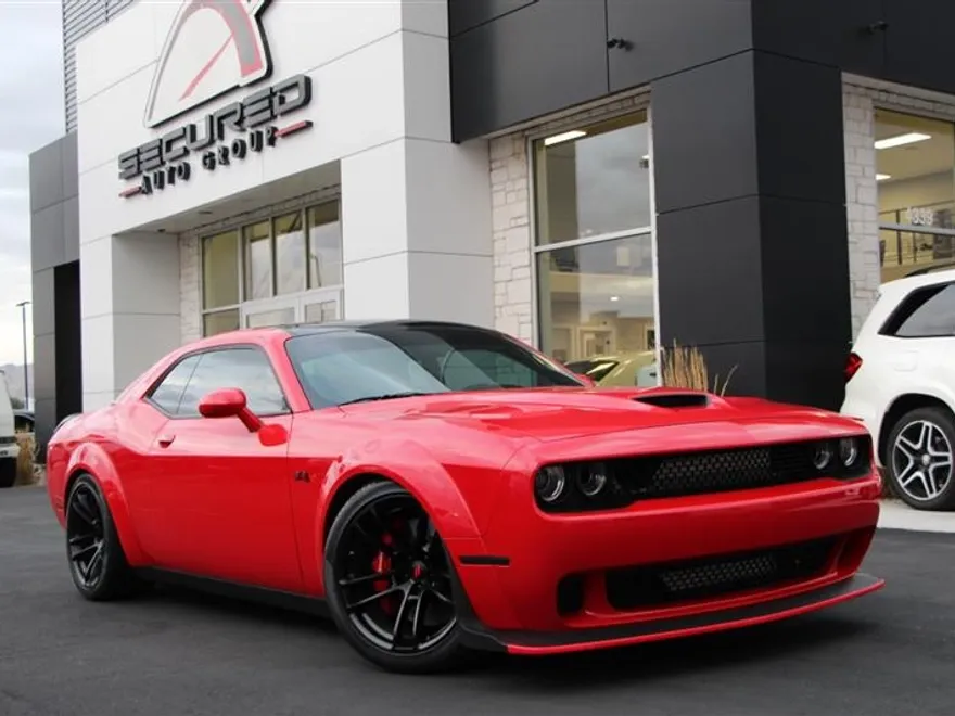 2020 Dodge Challenger R/T Scat Pack Widebody photo 1