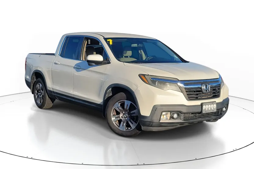 2017 Honda Ridgeline RTL-T photo 1