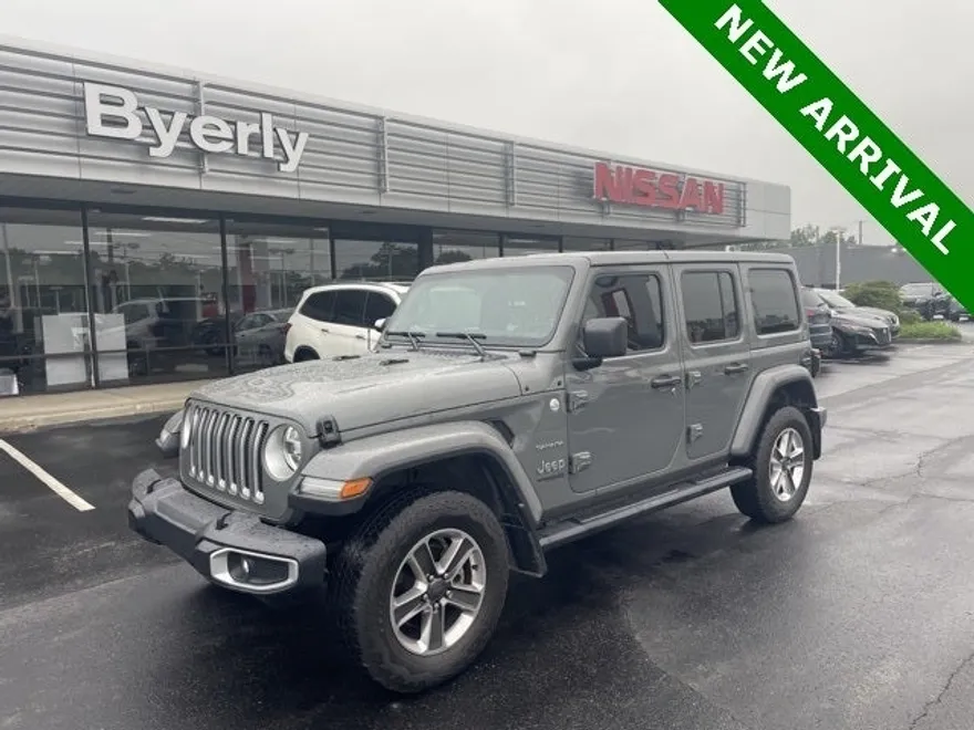 2020 Jeep Wrangler Unlimited Sahara photo 1
