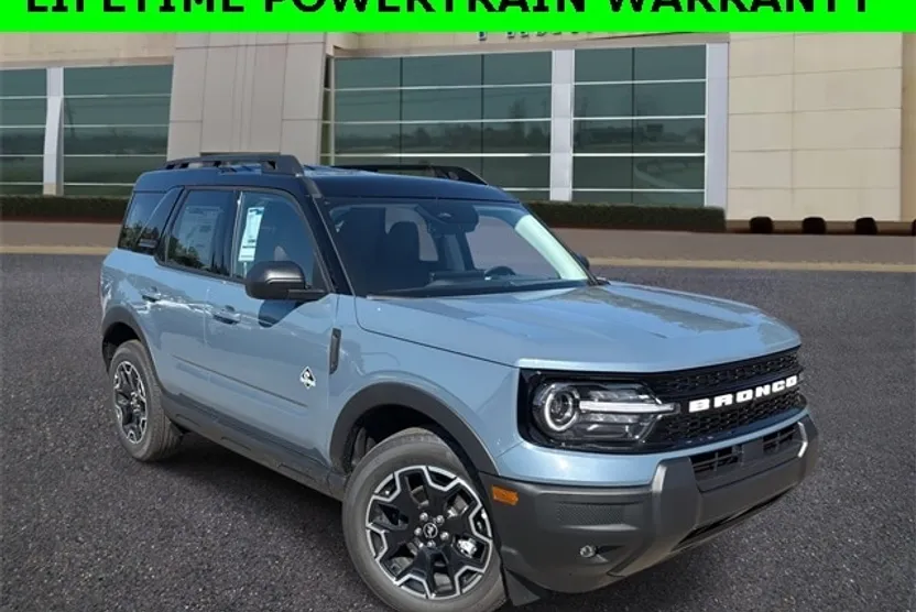 2025 Ford Bronco Sport Outer Banks photo 1