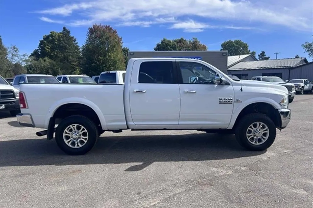 2014 Ram 2500 Laramie photo 1