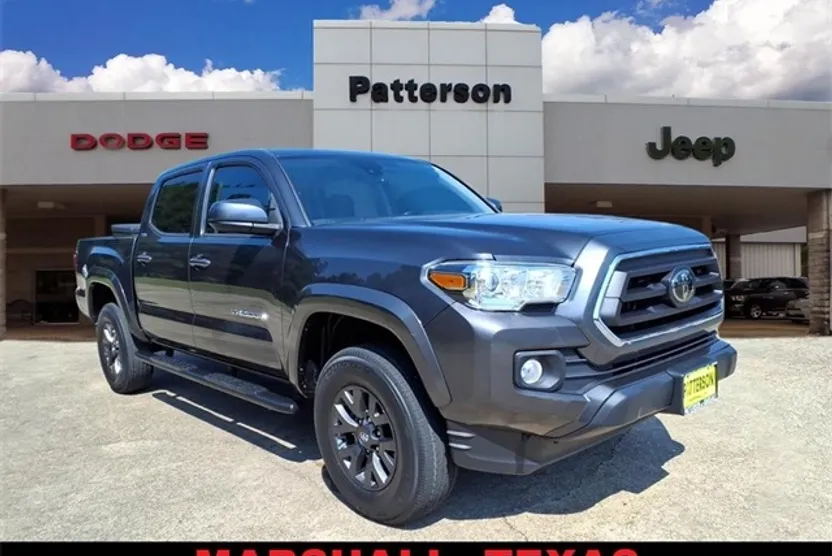2022 Toyota Tacoma SR5 V6 photo 1
