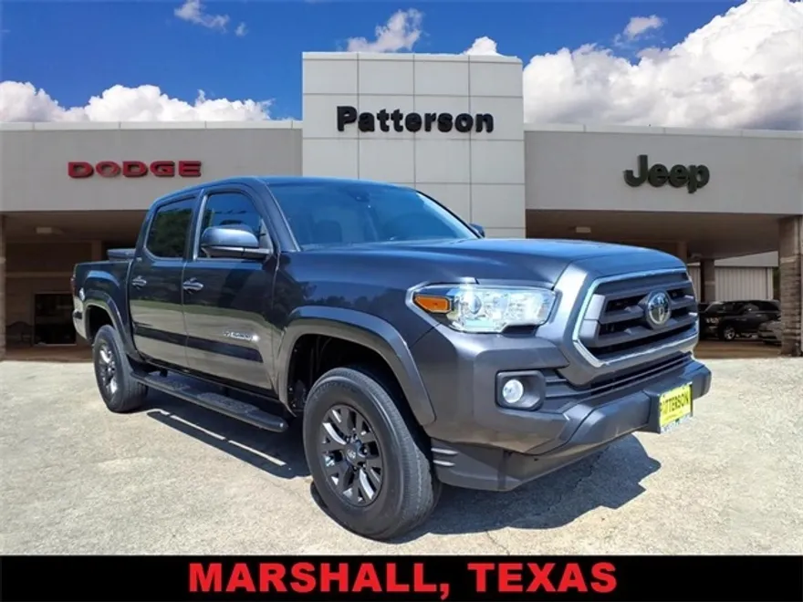 2022 Toyota Tacoma SR5 V6 photo 1