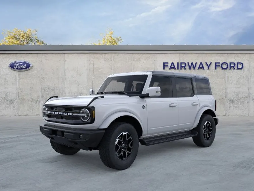 2025 Ford Bronco Outer Banks photo 1