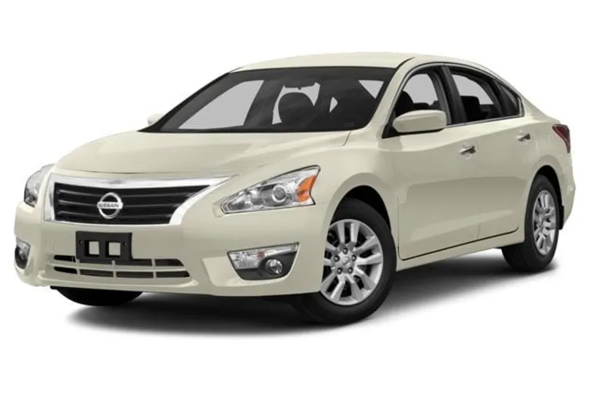 2015 Nissan Altima 2.5 S photo 1