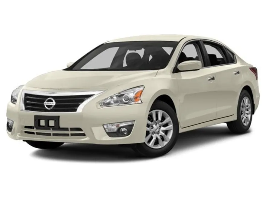 2015 Nissan Altima 2.5 S photo 1