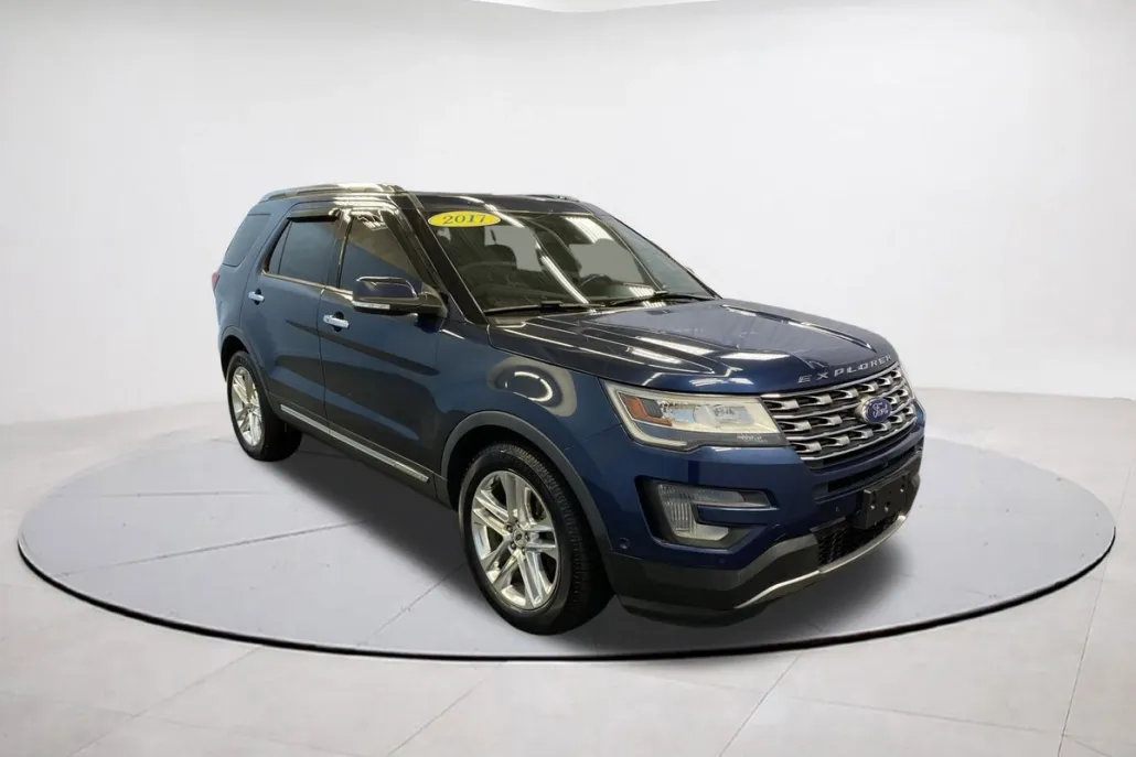 2017 Ford Explorer Limited photo 1