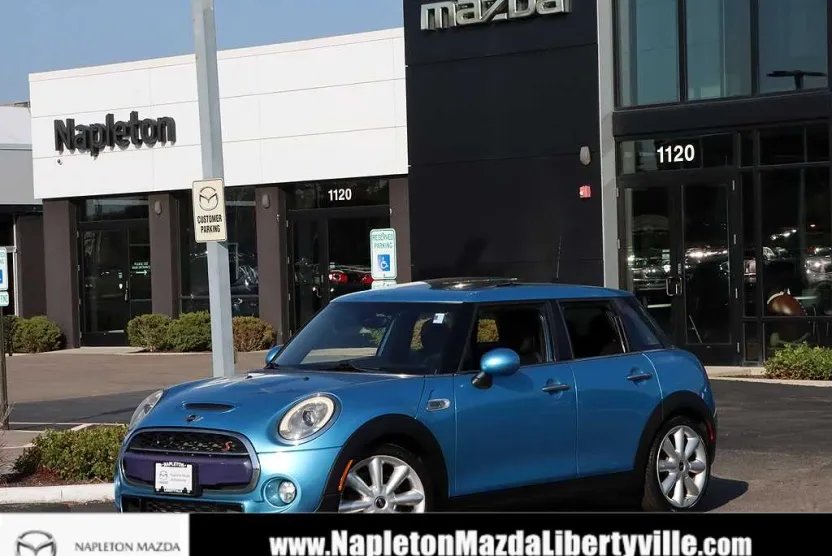2016 Mini Cooper Hardtop 4 Door S photo 1