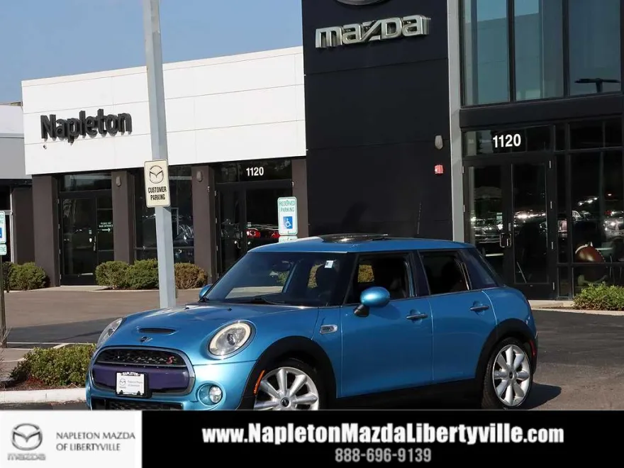 2016 Mini Cooper Hardtop 4 Door S photo 1